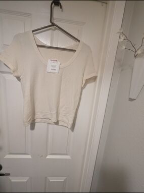 Cream Ribbed Short Sleeve Scoop Neck Top